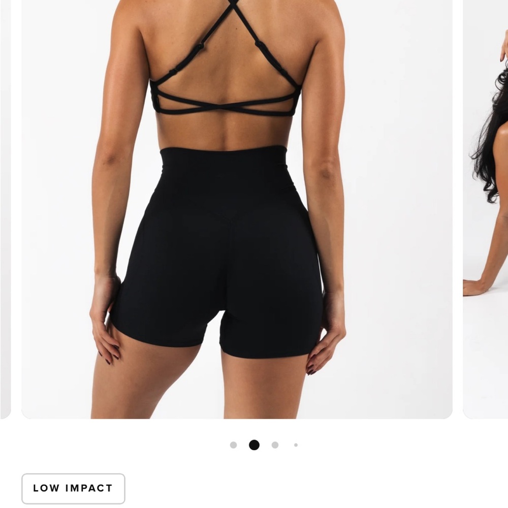 Alphalete Aura Strappy Sports Bra